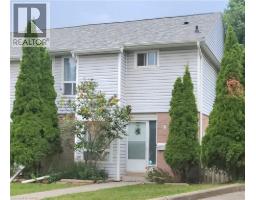 32 MOWAT Boulevard UnitNo. 8 - 1