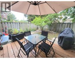 32 MOWAT Boulevard UnitNo. 8 - 41