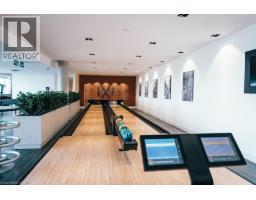 15 WELLINGTON Street S UnitNo. 1810 - 32