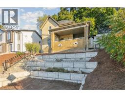 132 QUEEN Street W - 2