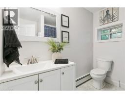 132 QUEEN Street W - 42