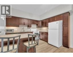 31 BRUCE Street - 13