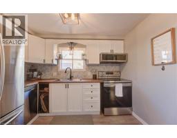 563 MORTIMER Drive - 11