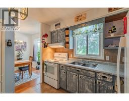 26 DOUGLAS Avenue - 17