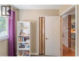 26 DOUGLAS Avenue - 20