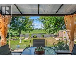 26 DOUGLAS Avenue - 45