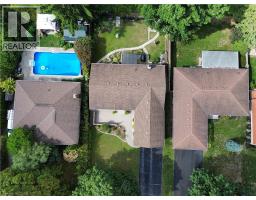 26 DOUGLAS Avenue - 49
