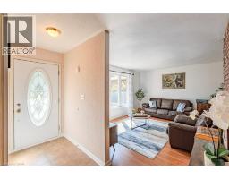 26 DOUGLAS Avenue - 8