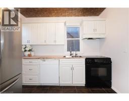 409 WELLINGTON Street N - 18