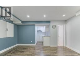 231 GROVEHILL Crescent - 31