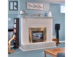 621 SPRUCEHURST Crescent - 25