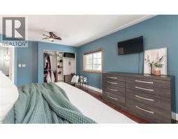 421 NELSON Street - 31