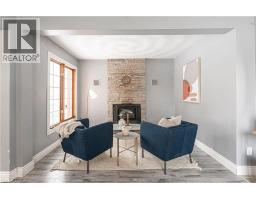 421 NELSON Street - 6