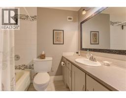 30 GREEN VALLEY Drive UnitNo. 71 - 17