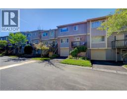30 GREEN VALLEY Drive UnitNo. 71 - 3
