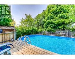 82 ROSENEATH Crescent - 40