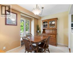 18 DIXON Drive - 15
