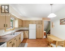 18 DIXON Drive - 18