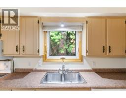 18 DIXON Drive - 20