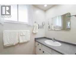 18 DIXON Drive - 23