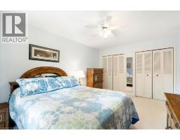 18 DIXON Drive - 25