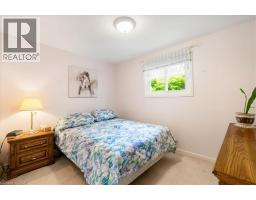 18 DIXON Drive - 28