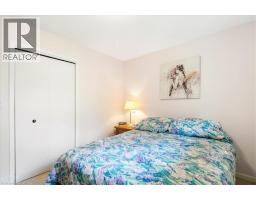18 DIXON Drive - 29