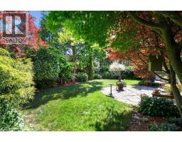 18 DIXON Drive - 7