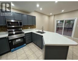 155 ELMIRA Road N - 15