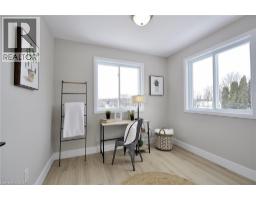 38 ALBERT Street - 28