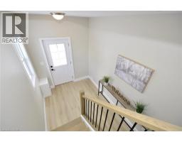 38 ALBERT Street - 9