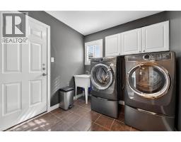 43 CLAYMORE Crescent - 18