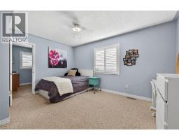 43 CLAYMORE Crescent - 26