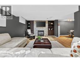 43 CLAYMORE Crescent - 31