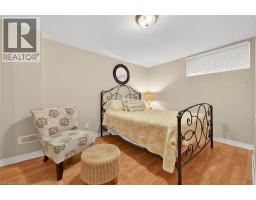 43 CLAYMORE Crescent - 36