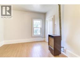 145 NORFOLK Street S - 16