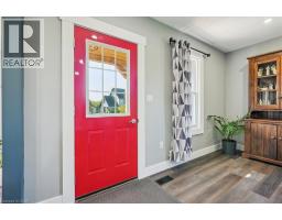 15 MAIN Avenue E - 10