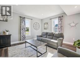 15 MAIN Avenue E - 11