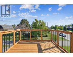 15 MAIN Avenue E - 27
