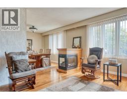271 HALLER Crescent - 7