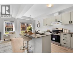 155 EQUESTRIAN Way UnitNo. 62 - 6