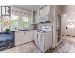 116 WATERLOO Street - 14