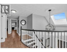 22 ROEHAMPTON Court - 19