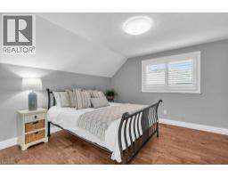 22 ROEHAMPTON Court - 20