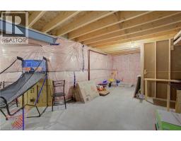 11 MALCOLM Crescent - 27