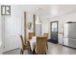 28 MIDDLETON Street - 12