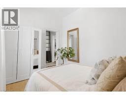 28 MIDDLETON Street - 16