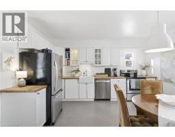 28 MIDDLETON Street - 9