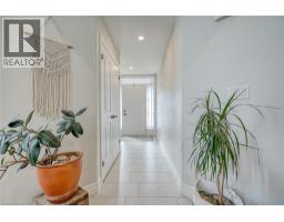 35 PEGGY Avenue - 6