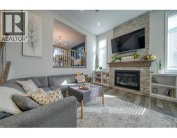 35 PEGGY Avenue - 9